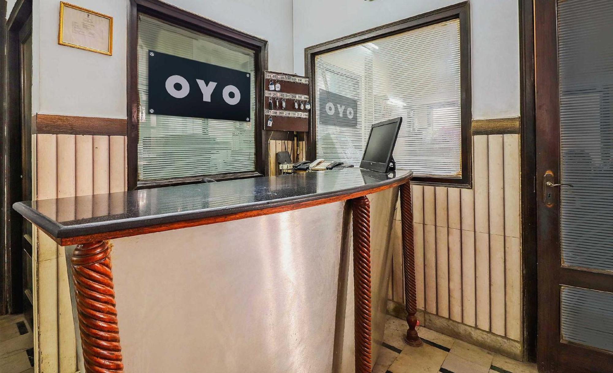 Oyo38775普雷姆楚纳里亚酒店 莫拉达巴德 外观 照片